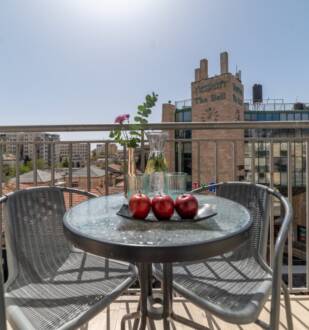 hotels with balconies in Jerusalem