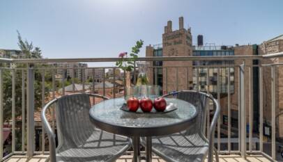 hotels with balconies in Jerusalem