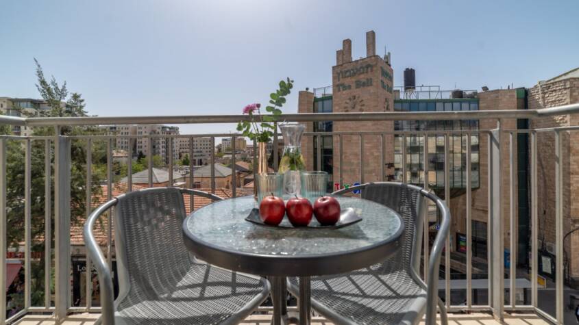hotels with balconies in Jerusalem