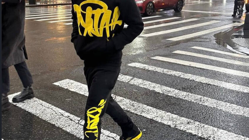Syna Logo Synaworld Tracksuit Black Yellow