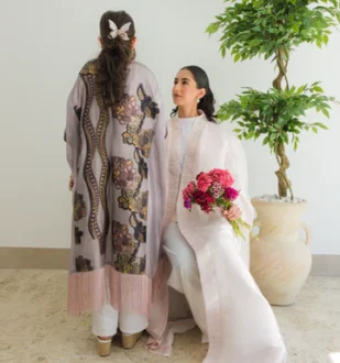 Abayas for Women in Bolton