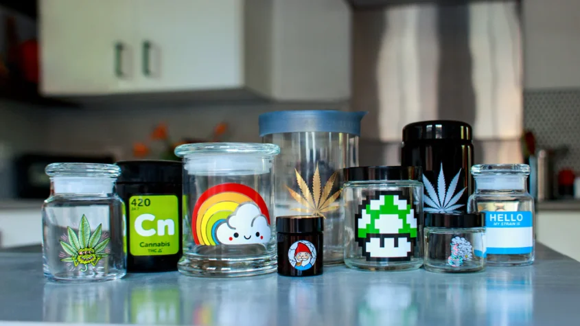 custom cannabis jars