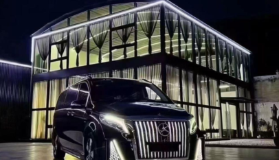 Rent Mercedes V Class in Lucknow